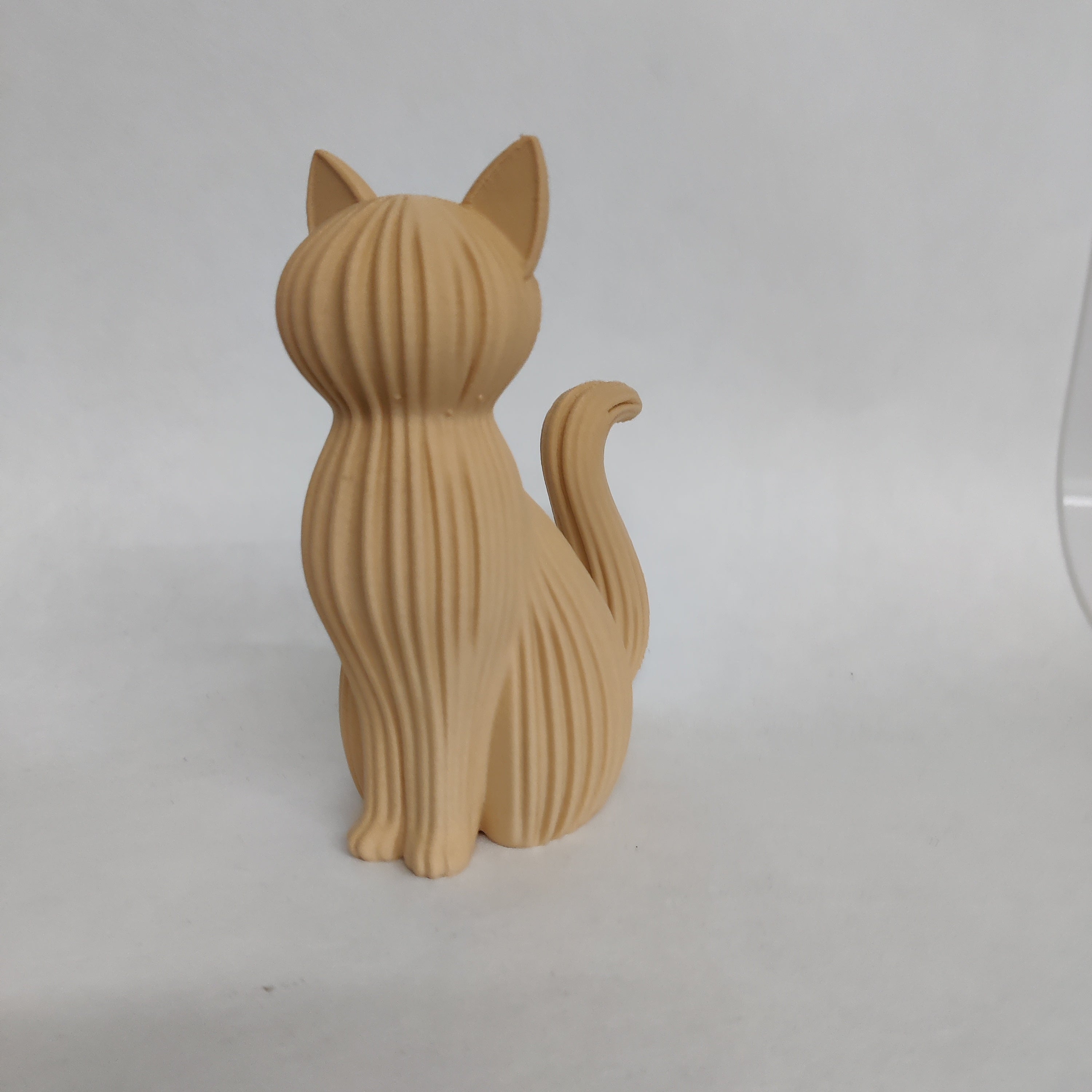Aanzicht van Japandi Kat Beeldje home decoratie - Pol 3D Studio