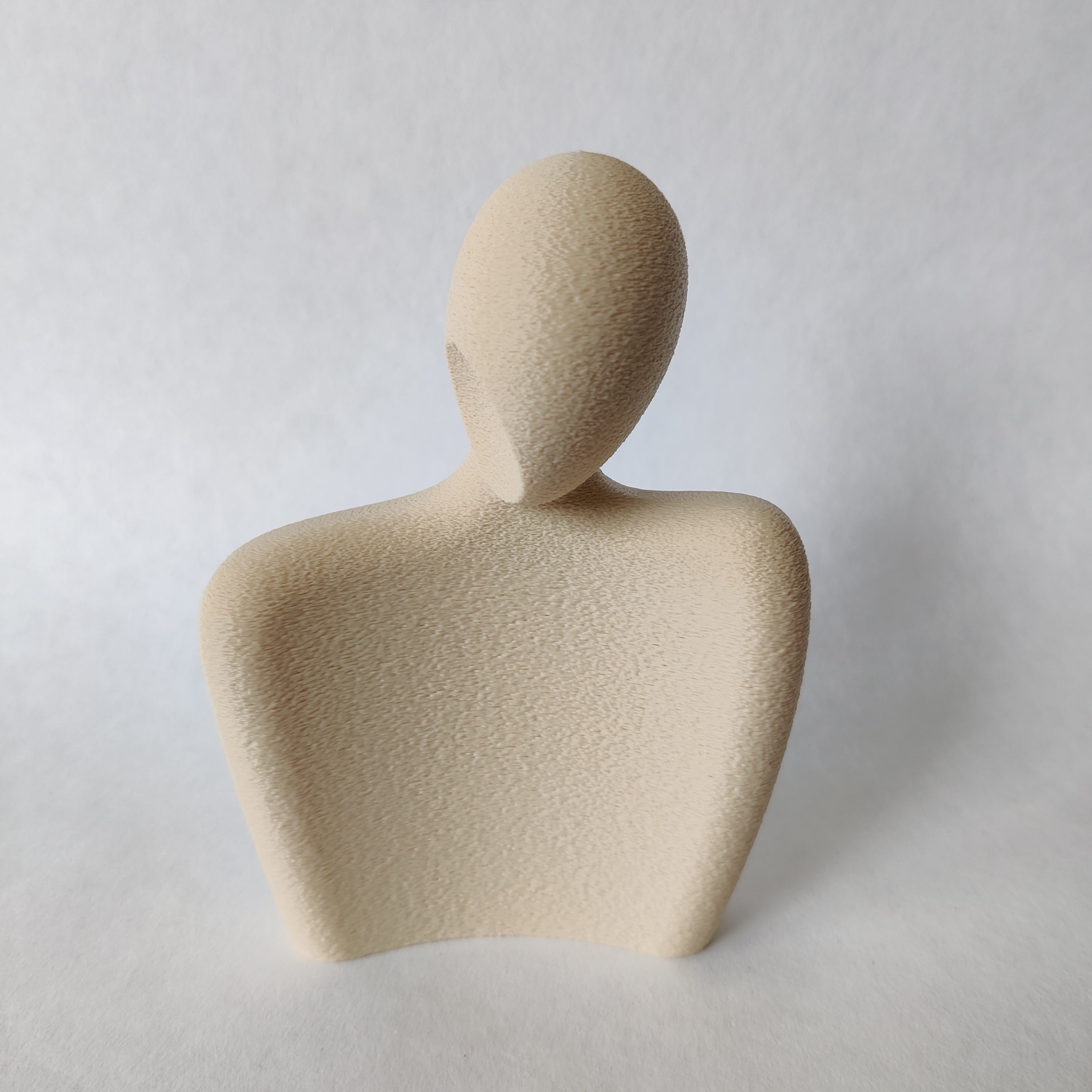 Liefdeskoppel groot beeldje in beige - 3D geprint woondecoratie