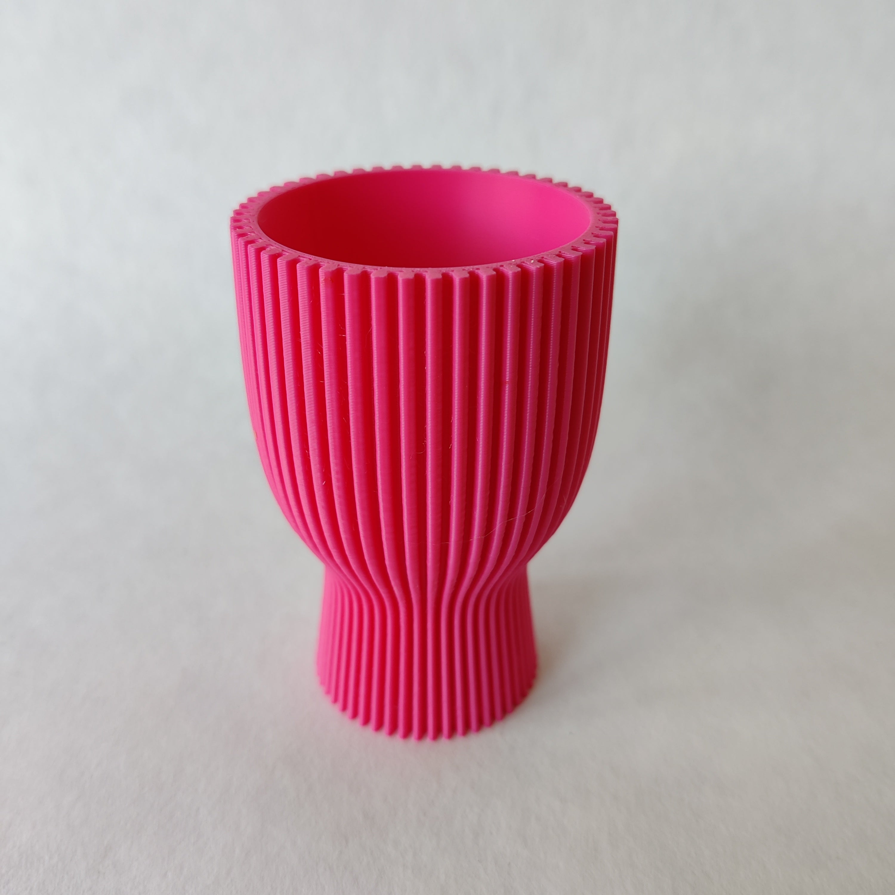 Moderne Eierhouder in roze - 3D geprint woondecoratie