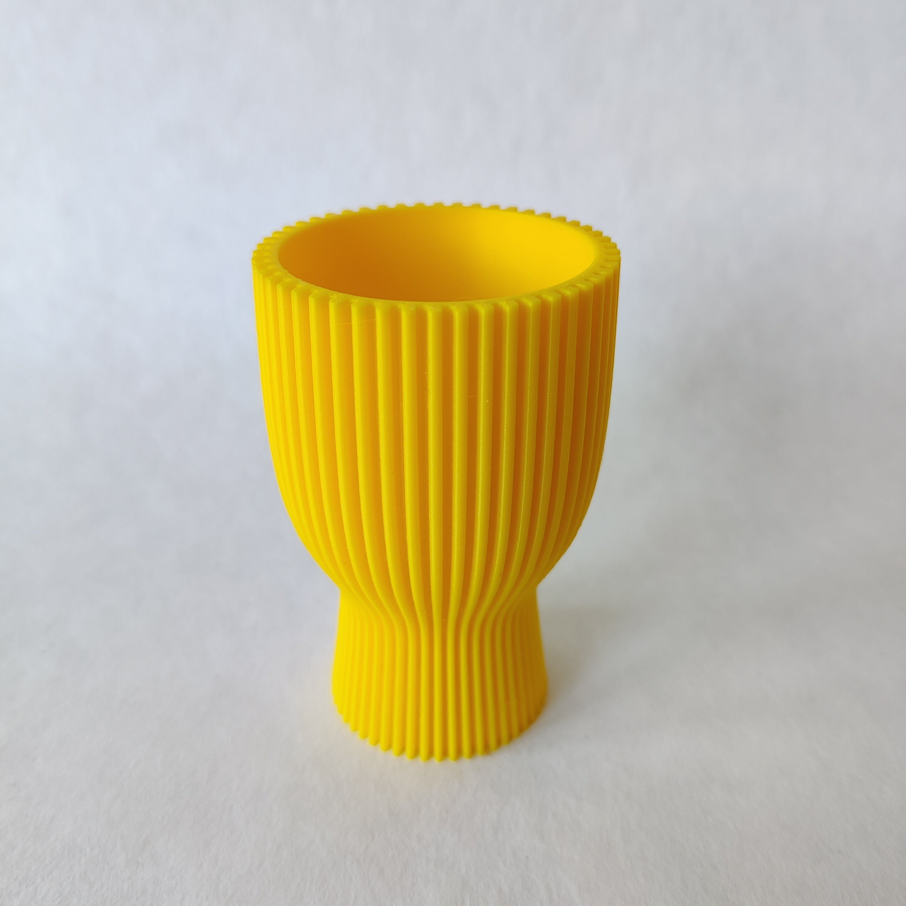 Moderne Eierhouder in geel - 3D geprint woondecoratie