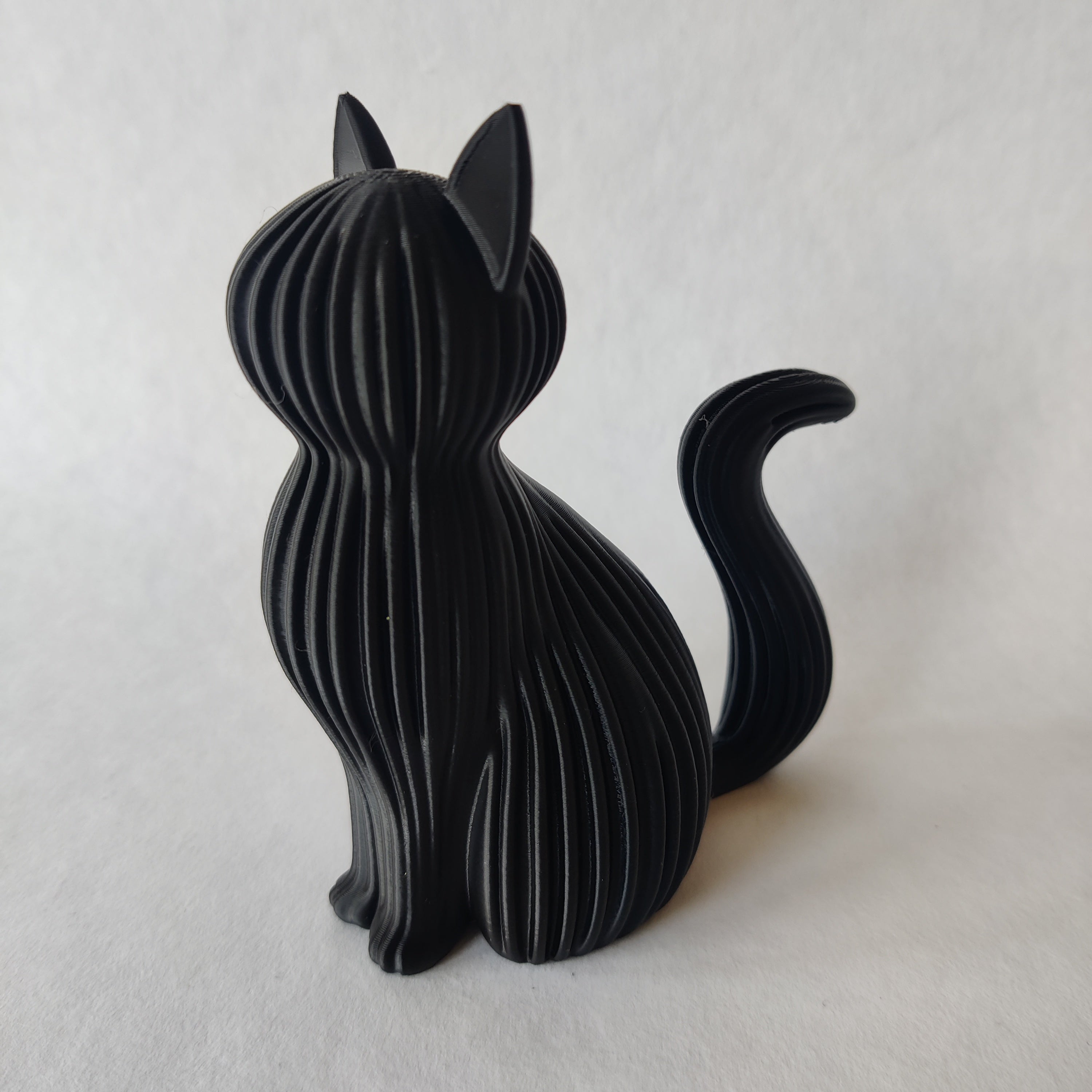 Kat japandi stijl in zwart - 3D geprint woondecoratie